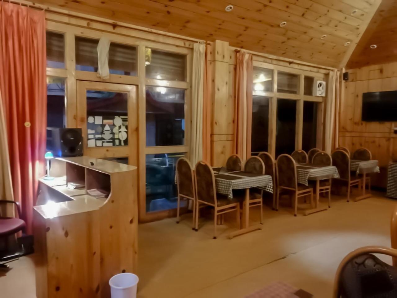 Hotel New Gyespa Kyelang Экстерьер фото